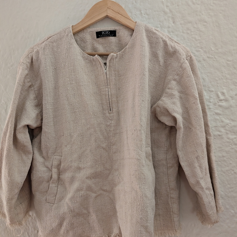 BCBGMaxAzria Cream Textured Top